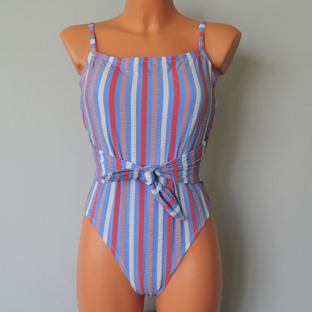 Jessica Simpson NWT 1 Piece On The Spot Swimsuit